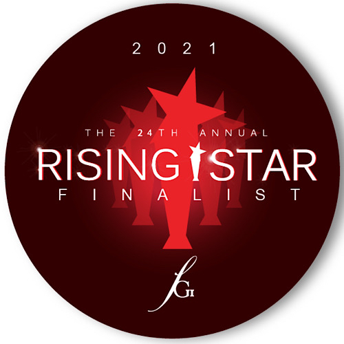 Circular badge award for the Fashion Group International’s 24th Annual Rising Star Finalists in 2021.